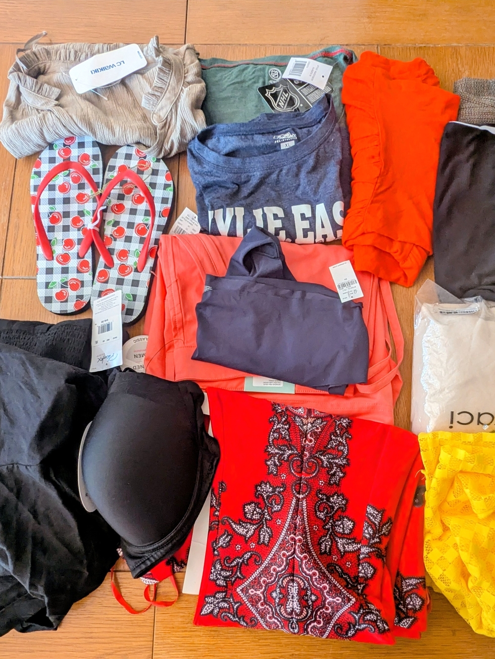 14 Pc Women’s Clothing Reseller Lot NWT Mixed Sizes Dresses Tops Pants + More